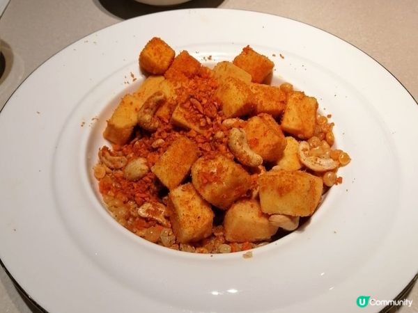 上環地鐵站附近的「飲茶」