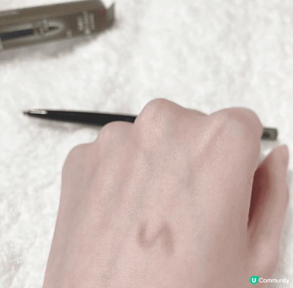 😍最近我開始使用Kate粉霧立體眉筆，效果真的令我驚喜！👍🏻...