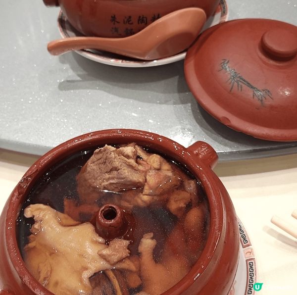 因為怕難訂座，今年提早約家人食團年飯，第一次在銅鑼灣稻香食晚...