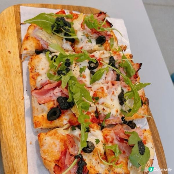 松露火腿芝士薄餅