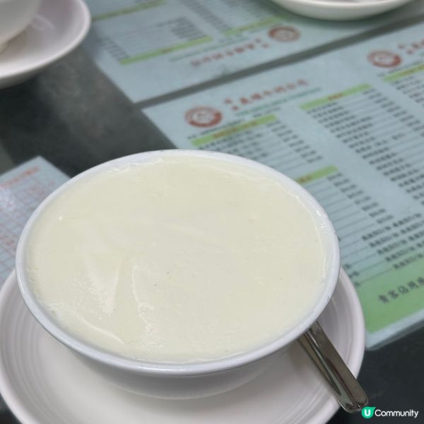 銅鑼灣義順雙皮奶🤤！人氣爆燈！