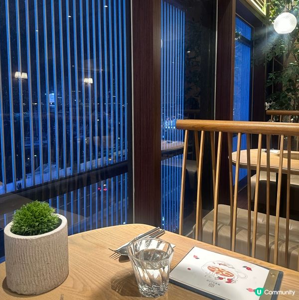 銅鑼灣世貿中心隱世日式餐廳📍寬敞靜謐，昭和復古風🍴