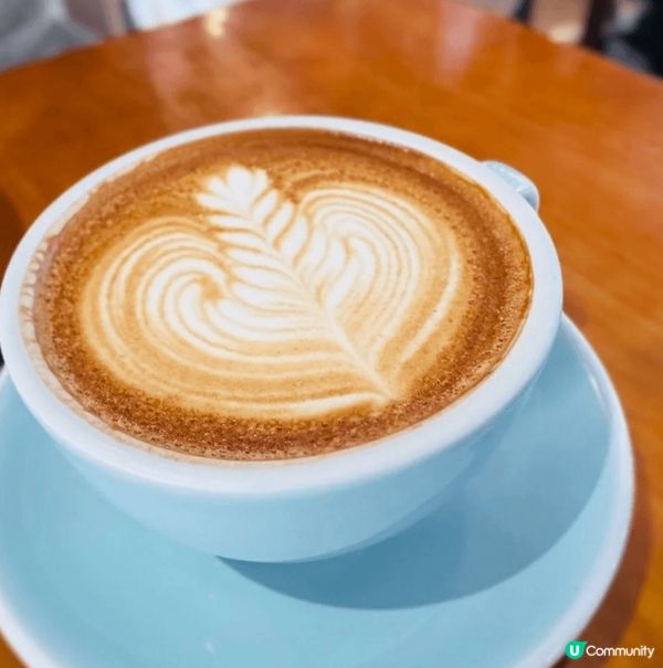 旺角舒遍文青Cafe, 室內有獨特壁畫，室外環境舒適，咖啡香...