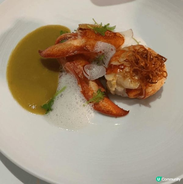 半島酒店晚餐無論食物質素定服務質素都是攞滿分💯，絕對無得輸，...