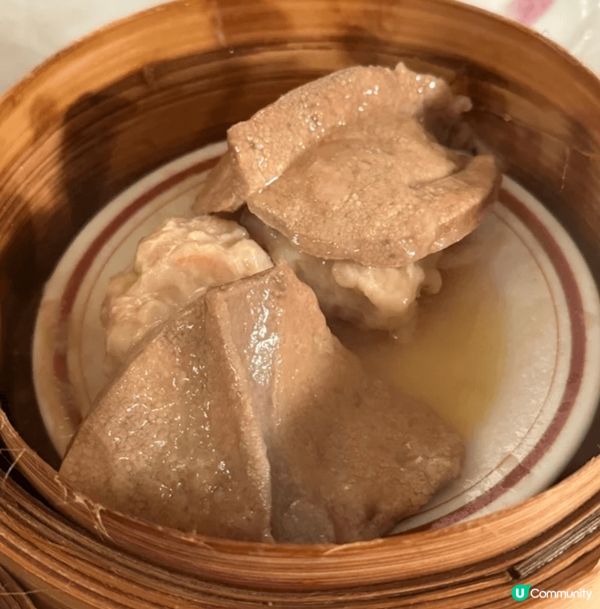 依間“陸羽茶室”係供應茶盅焗茶，而且環境較為典雅有氣派，仲有...