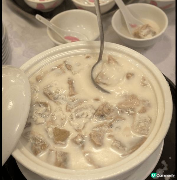 依間“陸羽茶室”係供應茶盅焗茶，而且環境較為典雅有氣派，仲有...