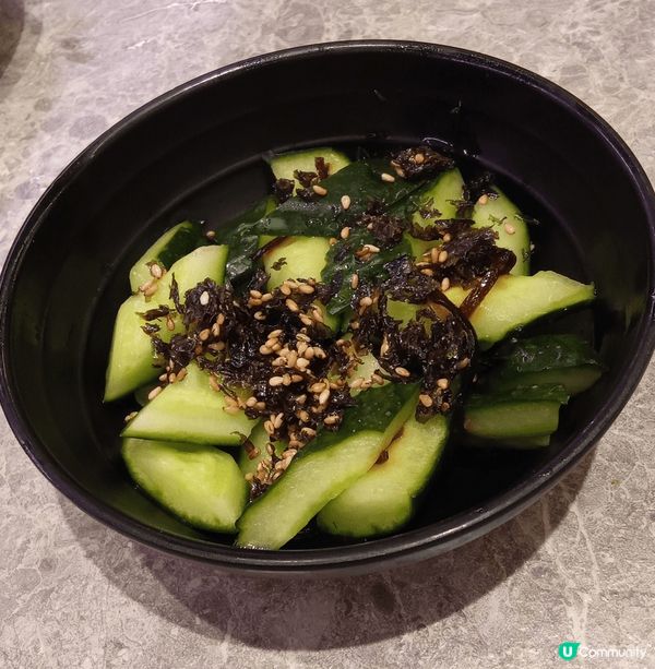 元氣壽司也有不錯的清新選擇~無肉之選。 最近吃了太多肉，所以...