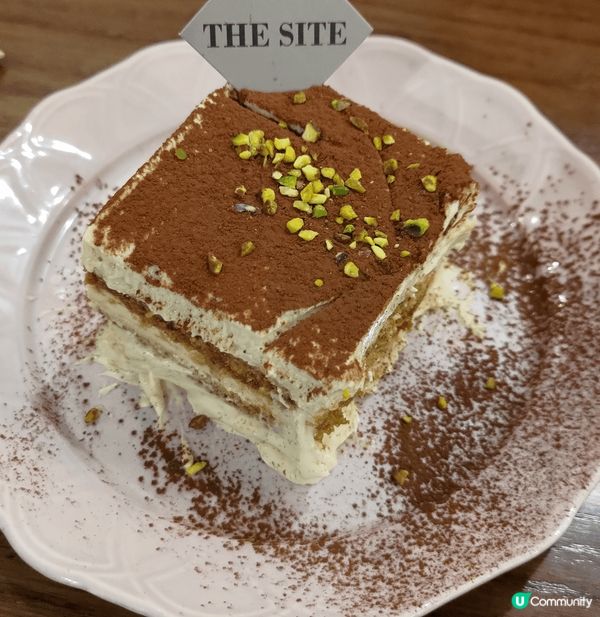 太子必食隱世木系Cafe📸超高質開心果巴斯克蛋糕💜