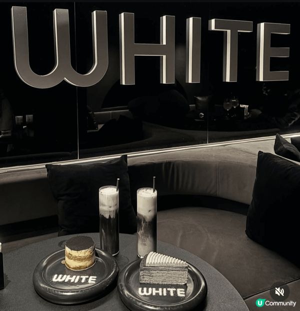 台中西區黑白風酒吧！打卡一流📸！