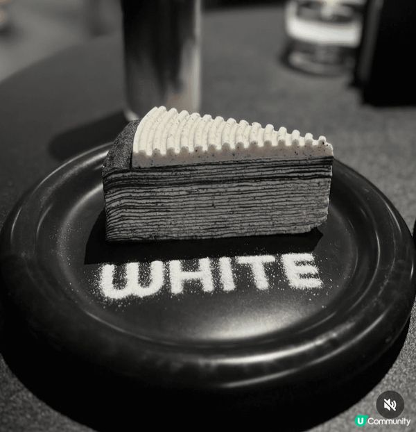 台中西區黑白風酒吧！打卡一流📸！