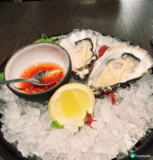 環境好有情調，食物水準非常高，生蠔好新鮮，好好享受me ti...
