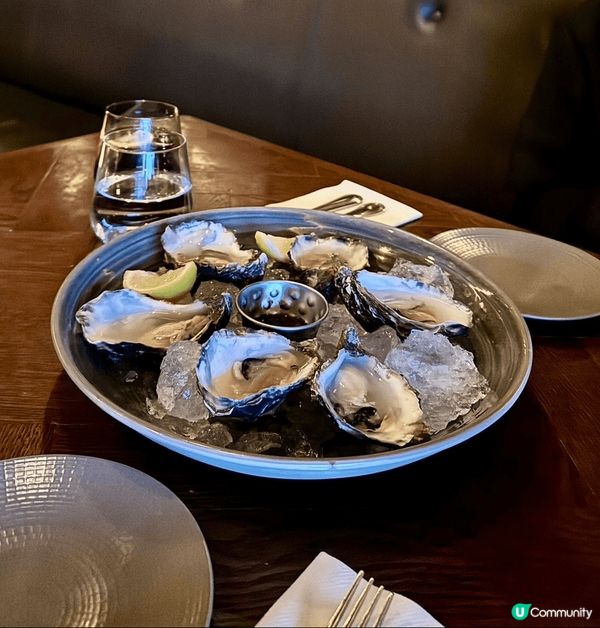 本人最鍾意食生蠔 🦪 超級新鮮，非常好味