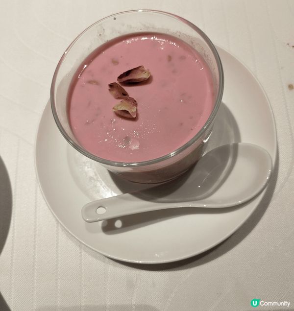 尖沙咀翠園最近推出既粵式・雲南4人餐，有特色味道唔錯，套餐包...