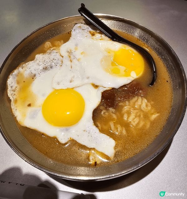 打卡茶記沙嗲牛