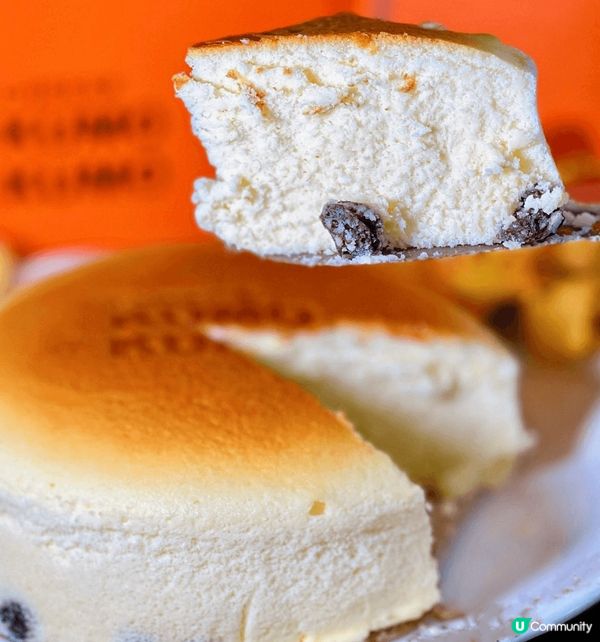 成日見人攞住個橙色袋，終於試咗經典原味芝士蛋糕，口感似伊藤家...