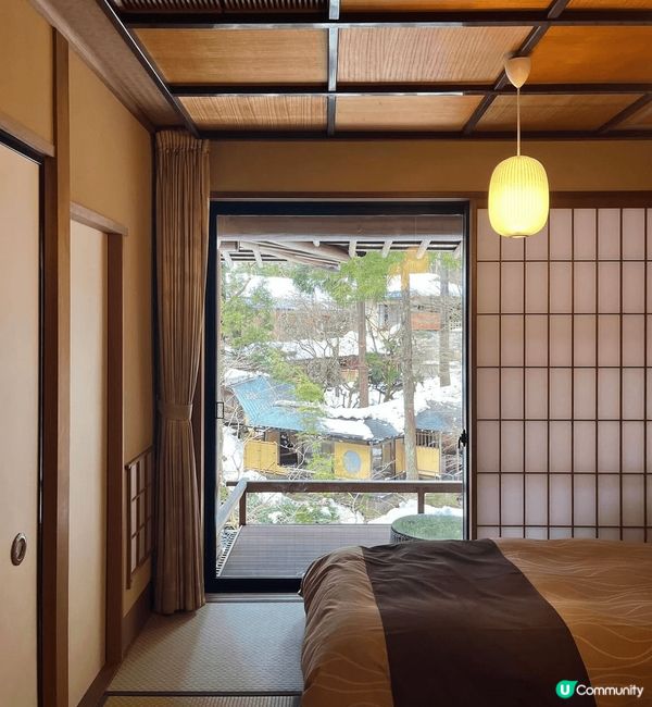 銀白雪景的童話世界