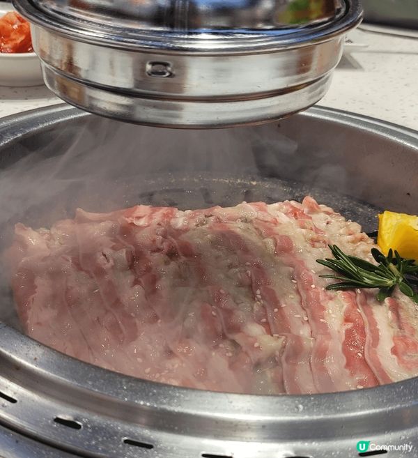 深圳皇庭廣場，路邊鐵桶，韓國烤肉料理，二人餐大眾點評258元...