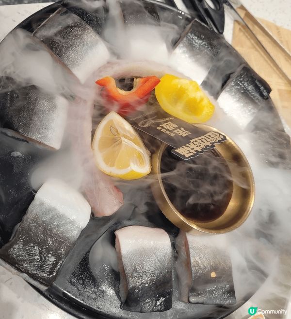 深圳皇庭廣場，路邊鐵桶，韓國烤肉料理，二人餐大眾點評258元...