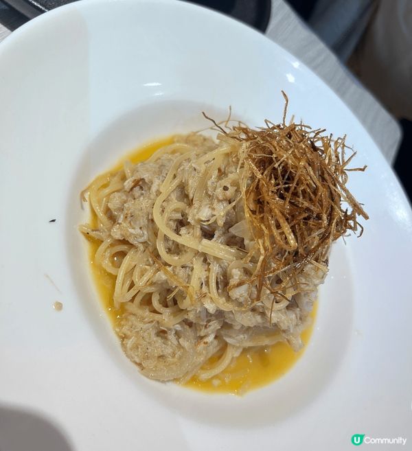 最近在觀塘搵到間高質cafe，食物質素好高，味道真係令人好滿...