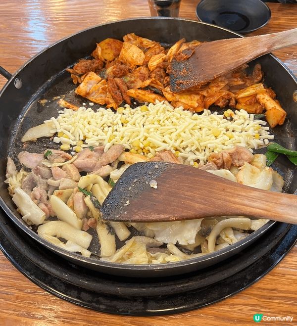 韓國首爾之旅，趁後生?多?韓服，欣賞首爾宮廷?生活，影低搞笑...