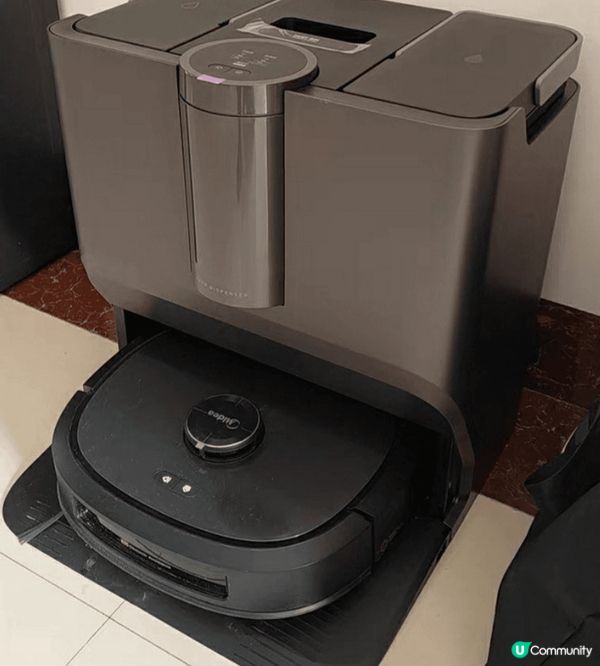 這台美的靈眸洗地機器人W20Pro是一款性能出色的家居清潔助...