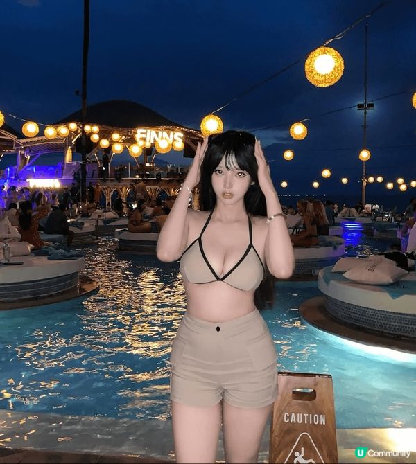 上個月去咗芭里呢一間Finns Club玩得好開心，個vib...