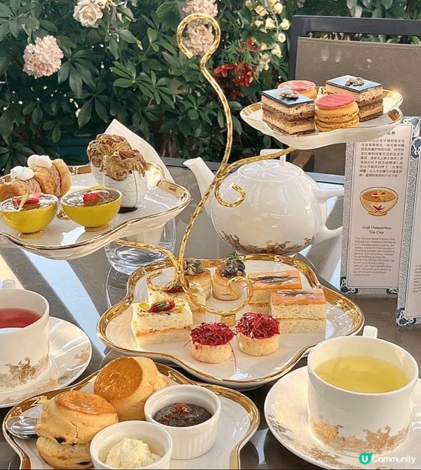 這個雙人下午茶是法國老店 DALLOYAU