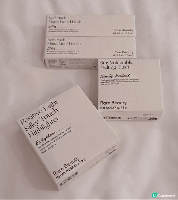 講起呢4樣Rare Beauty嘅美妝好物，真係要推介俾大家...