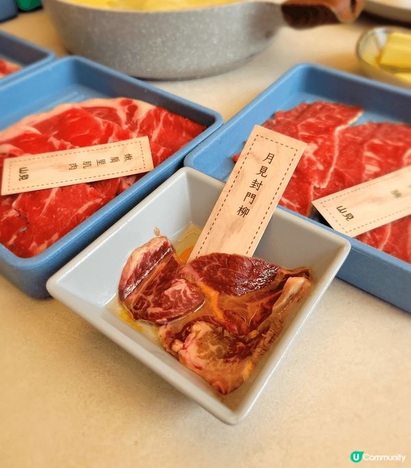 同老best hot pot! 叫左好多肉肉，湯底好好味，呢...