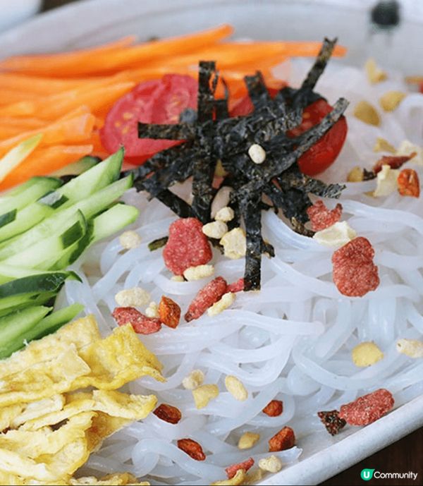 雞胸肉烚蛋加疏菜，含豐富蛋白質，低脂低卡路里，健康美味之選