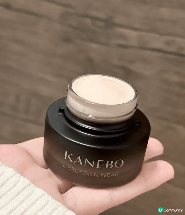 推薦Kanebo粉霜, 最近換季皮膚變得唔穩定, 底妝經常卡...