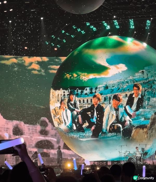 我的位置是在C1區G排24號過道位加售票開到這個位置已經心滿...