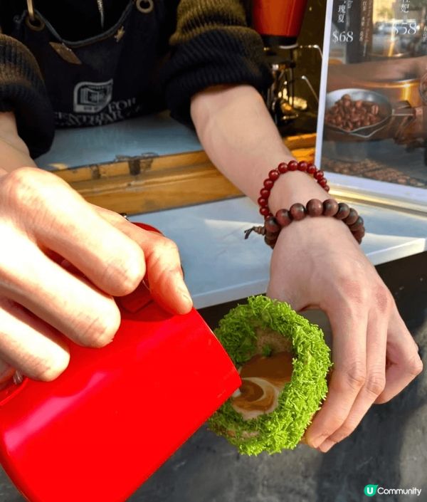 打卡一間隱藏於澳門官也街的網紅咖啡店，每日門前都大排長龍真係...