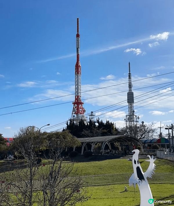 我們上午去奈良餵完鹿,爬完若山草嘅坡,就回程前往生駒山 樂園...