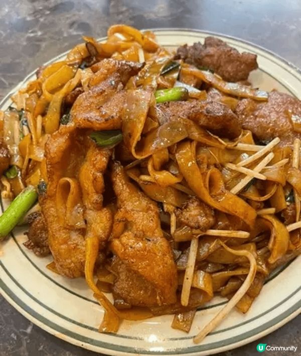 今次一定要大推呢間隱藏喺春園街嘅神級茶記——📍新景園咖喱小廚...