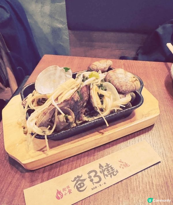 爸乃燒海鮮超新鮮，超大份，好好食，尤其是三椒炒魷魚，爽囗彈牙...