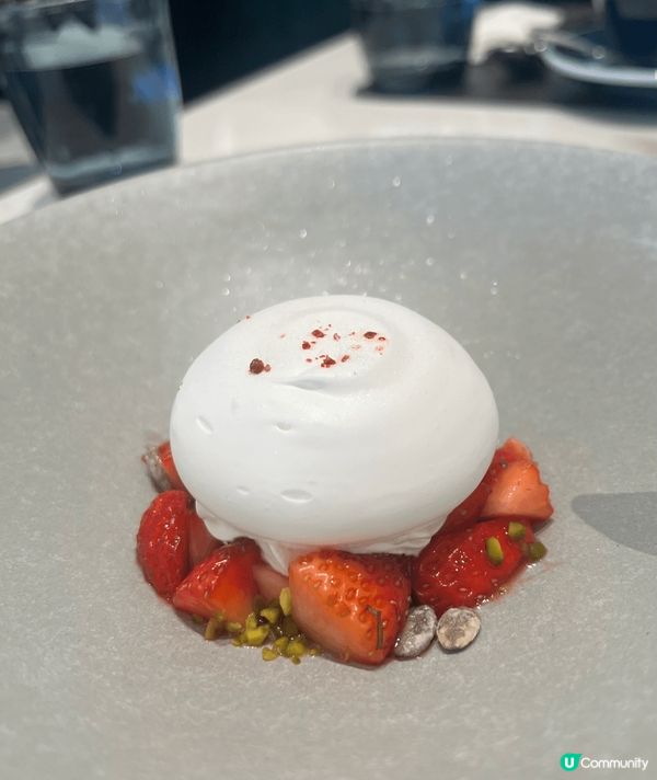 又同朋友去CARVER食野，好鍾意呢度嘅環境，座位寬敞舒適，...