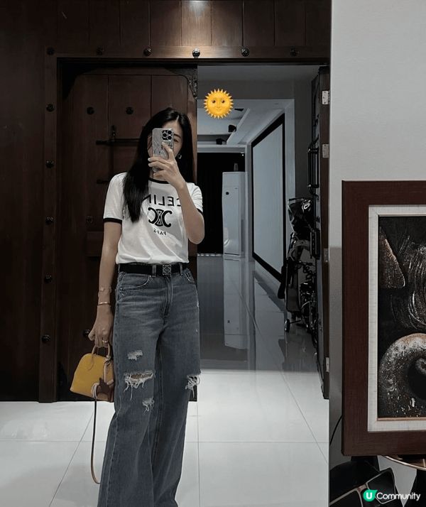 一連7日，每日不同穿搭風格，白色上衣配搭寬鬆牛仔褲，簡單又隨...