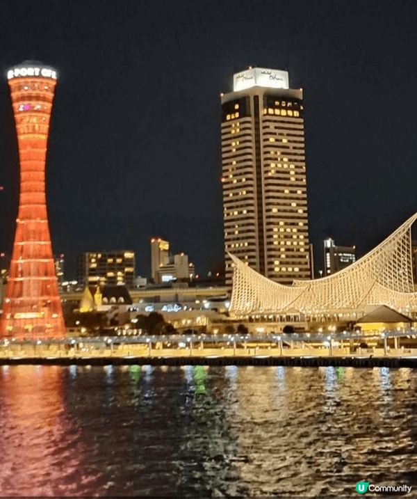 日本神戶港係旅遊勝地打卡熱點, 周邊有許多景點例如神戶港塔、...