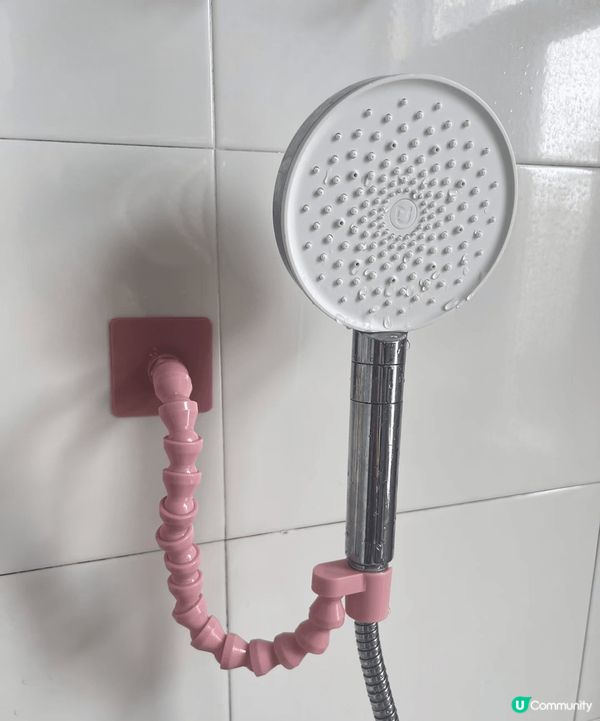 呢款萬用支架好方便，支架嘅關節位可以自由旋轉彎曲，可以扭到任...