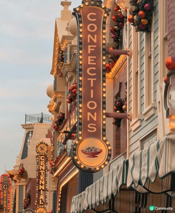 ☃️🎄 香港迪士尼樂園將於2025年11月14日至2026年...