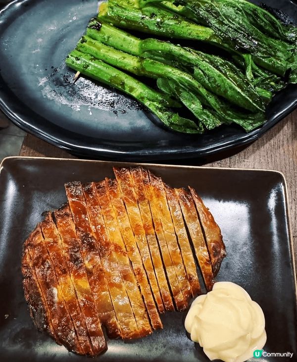 爸乃燒海鮮超新鮮，超大份，好好食，尤其是三椒炒魷魚，爽囗彈牙...