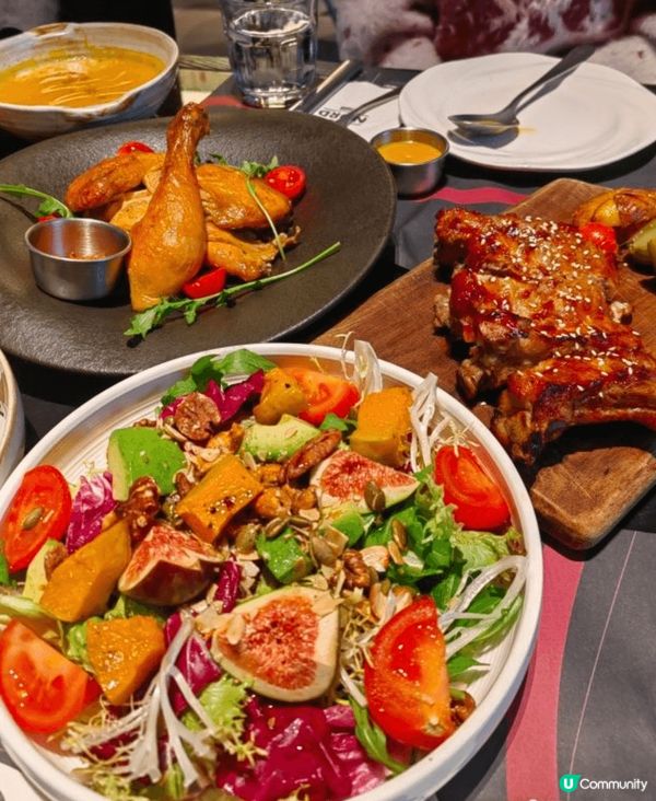 上星期同朋友去了深圳歡樂海岸的諾德西餐,晚上有Liveban...