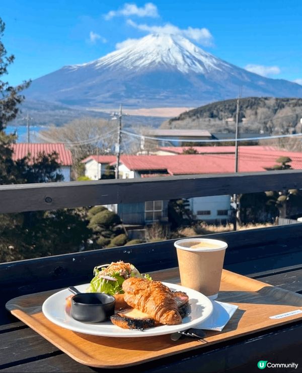 能看到富士山的咖啡店！日本河口湖！