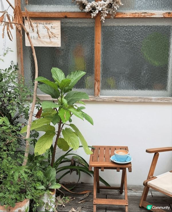 喜歡吃盡全世界的咖啡，喜歡Chill盡全世界的咖啡店，特別喜...