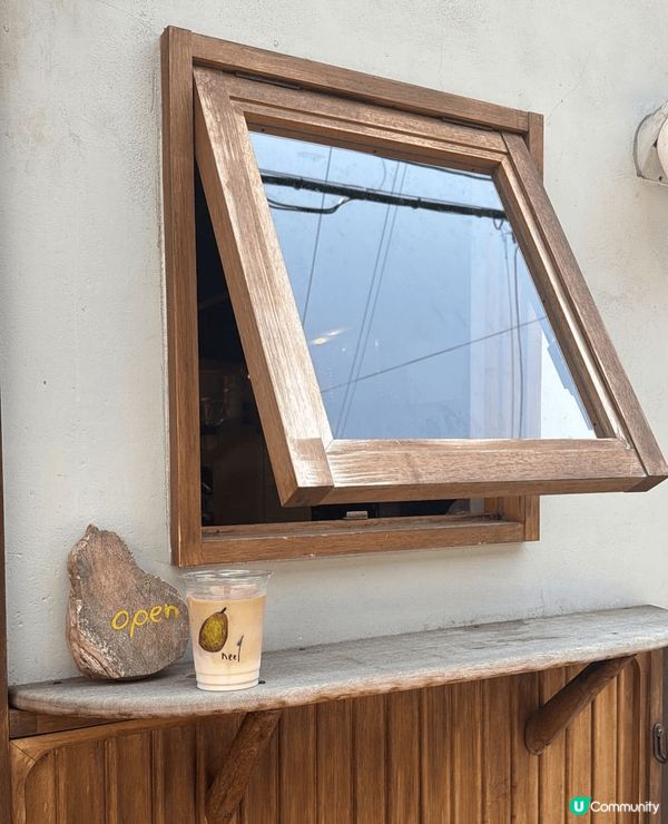 喜歡吃盡全世界的咖啡，喜歡Chill盡全世界的咖啡店，特別喜...