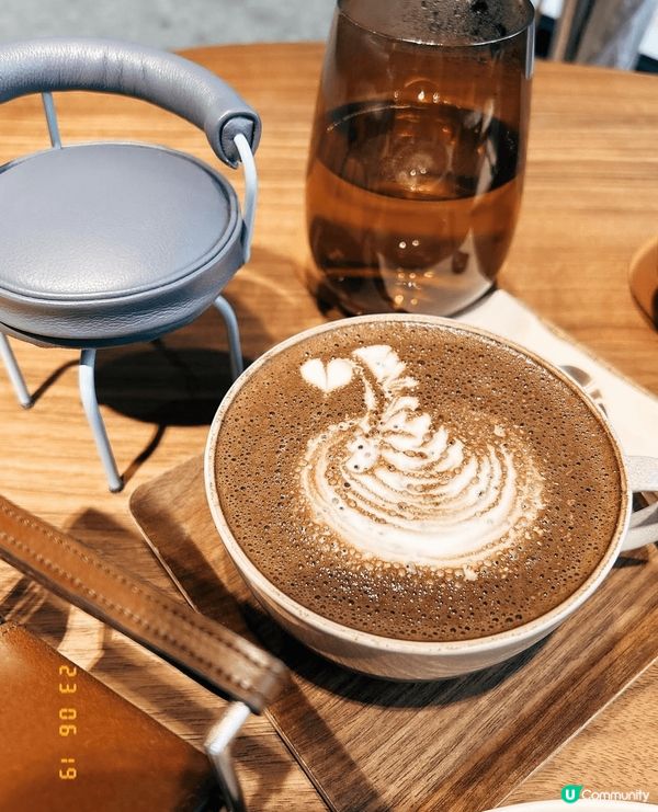 原以為系傢俬舖，發現左secret 地方，有埋cafe ☕️...