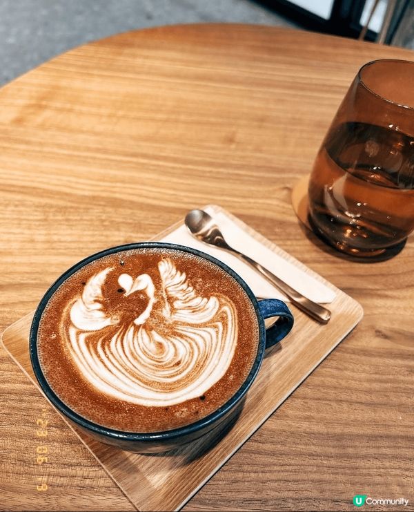 原以為系傢俬舖，發現左secret 地方，有埋cafe ☕️...