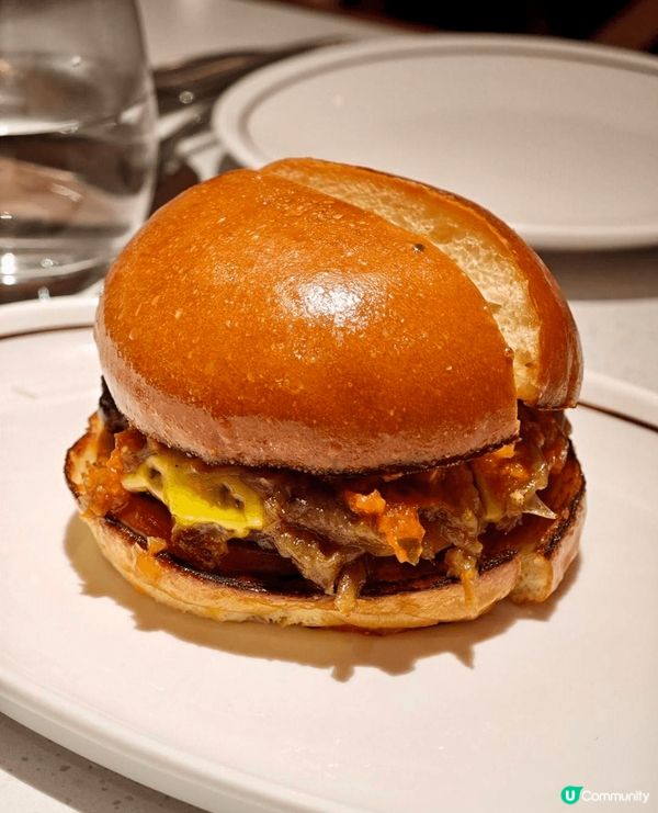 上星期同公司幾位同事一齊去廣州傾業務，啱好位於廣州中心地帶珠...