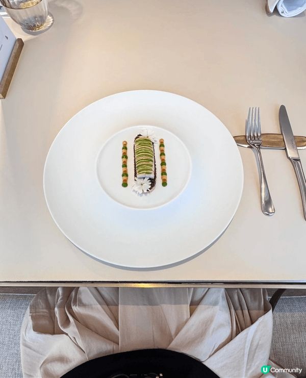 前一排生日同朋友打卡一間米芝蓮⭐⭐餐廳TATE DINING...